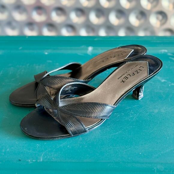 Lizflex by Liz Claiborne Sandy Sandals Slip on Comfort Sandals Size 7 - Picture 1 of 5